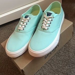 Women’s Sperry Captain CVO Sneaker